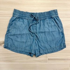 LOFT Chambray Elastic Waist Drawstring Lightweight Shorts | Women's Small